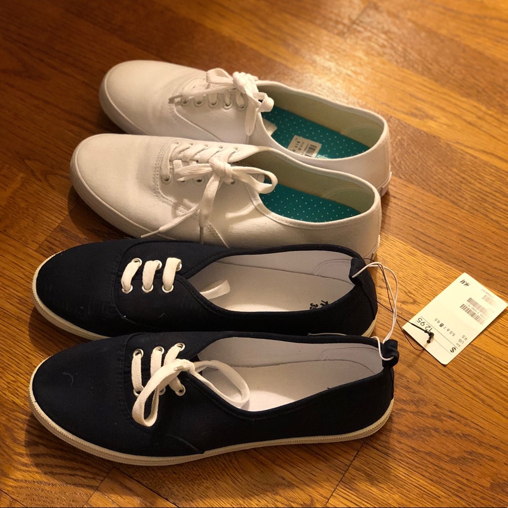 [New] Size 8 walking shoes (like Keds)
